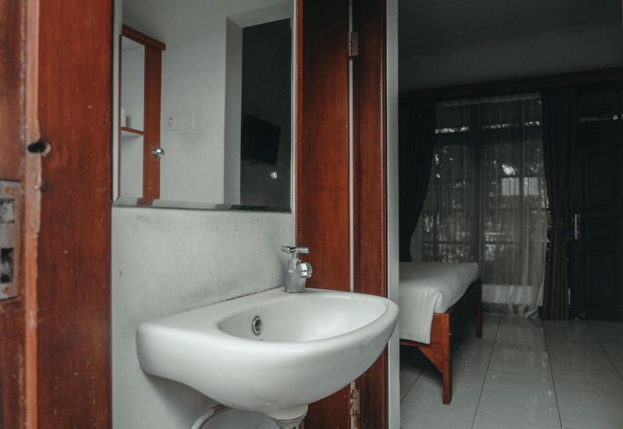 Sekar Arum Riverside Resort Tanah Lot Eksteriør billede