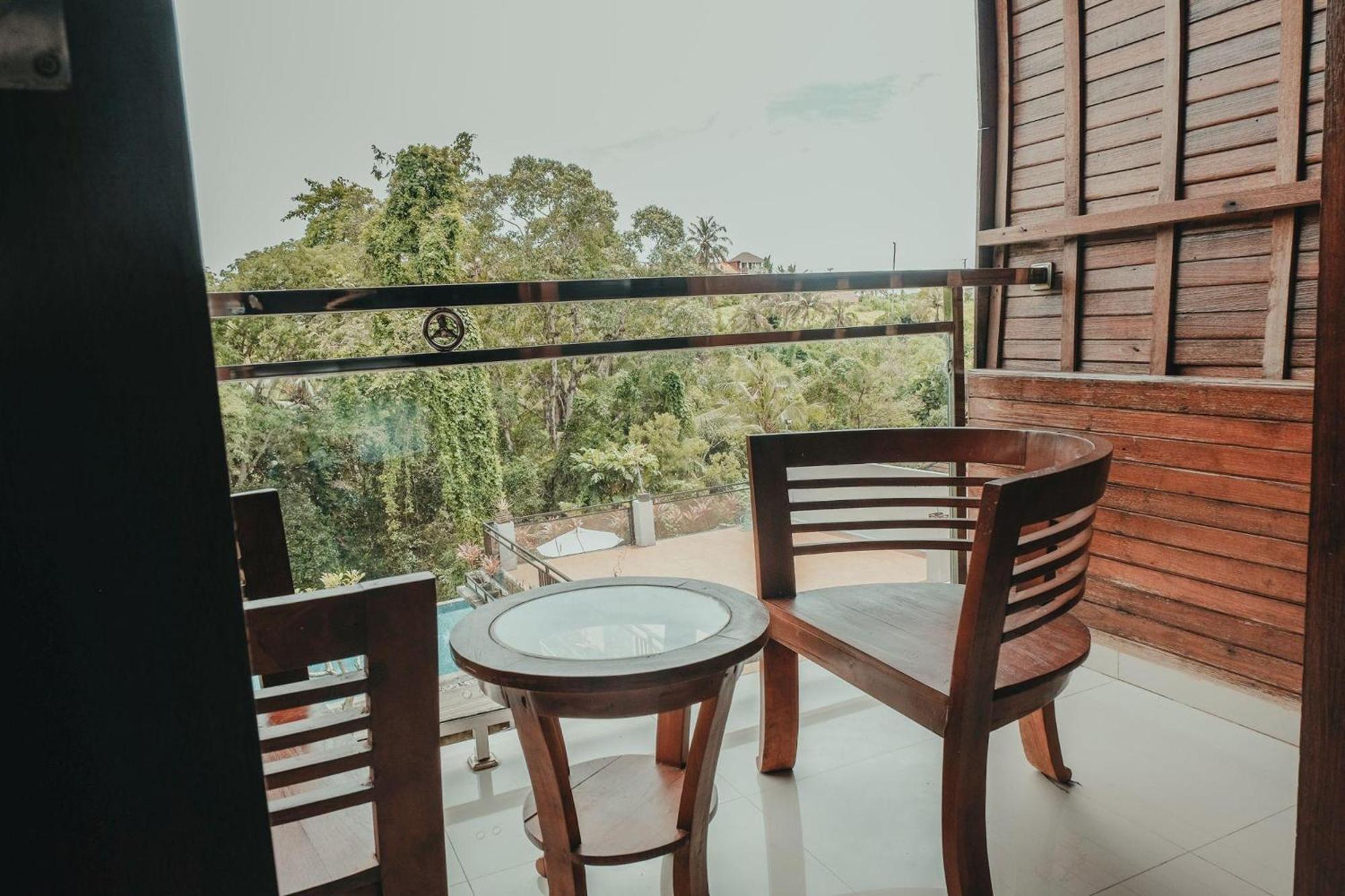 Sekar Arum Riverside Resort Tanah Lot Eksteriør billede