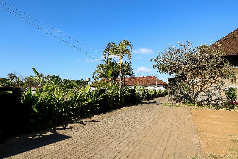 Sekar Arum Riverside Resort Tanah Lot Eksteriør billede